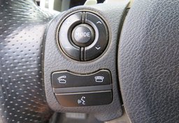 2016 Lexus IS 200t - Image 34