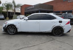 2016 Lexus IS 200t - Image 12