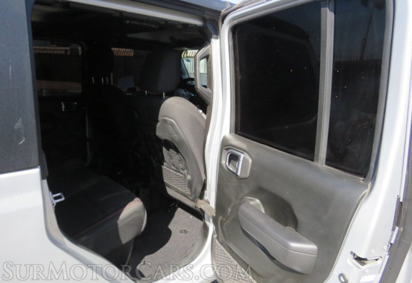 2022 Jeep Gladiator - Image 24