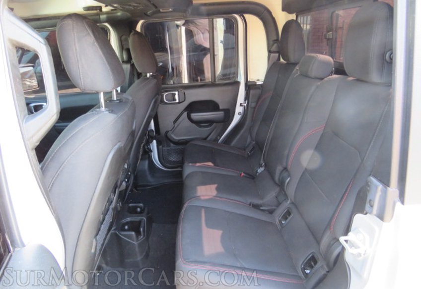 2022 Jeep Gladiator - Image 29