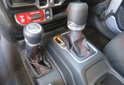 2022 Jeep Gladiator - Image 44