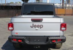 2022 Jeep Gladiator - Image 10