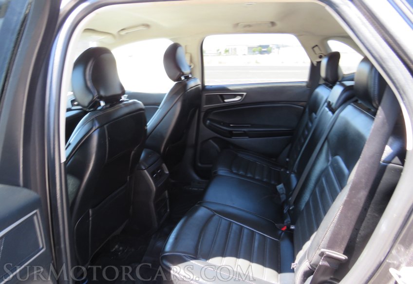 2017 Ford Edge - Image 32