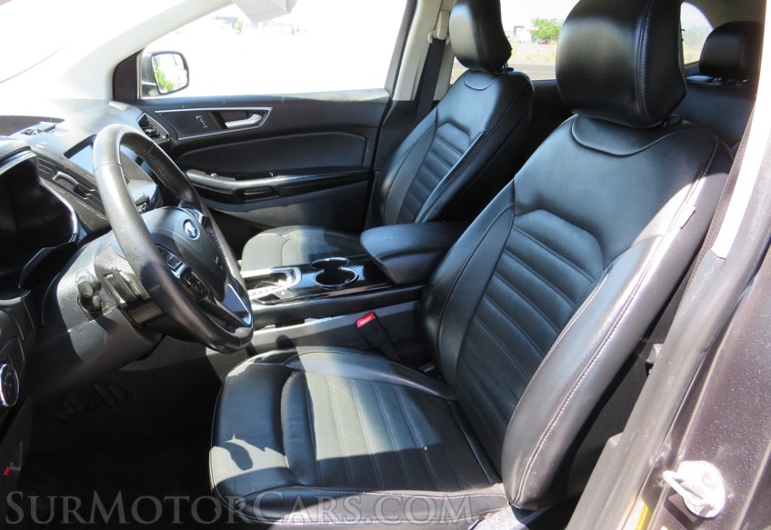 2017 Ford Edge - Image 25