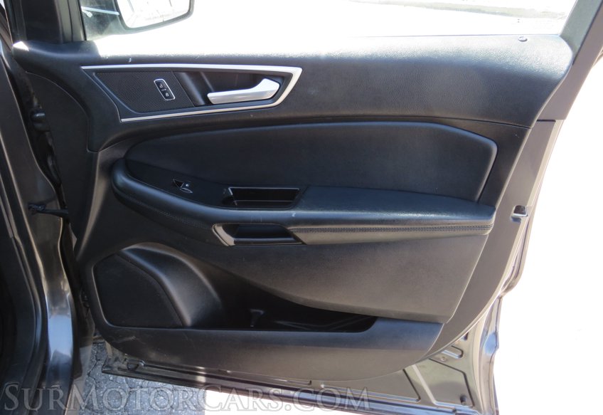 2017 Ford Edge - Image 44