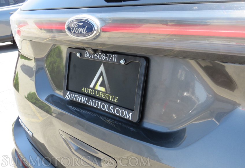 2017 Ford Edge - Image 18