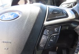 2017 Ford Edge - Image 29