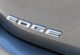 2017 Ford Edge - Image 19