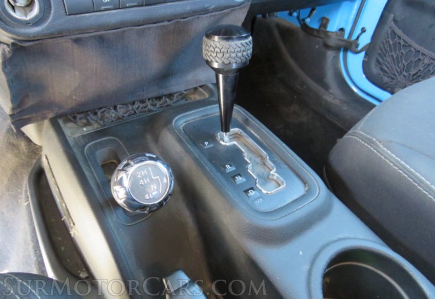 2017 Jeep Wrangler - Image 35