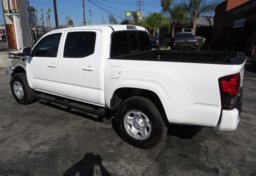 2021 Toyota Tacoma 4WD - Image 5