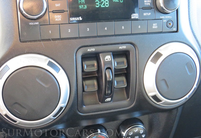 2015 Jeep Wrangler Unlimited - Image 45