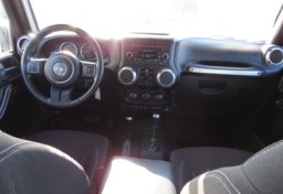 2015 Jeep Wrangler Unlimited - Image 22