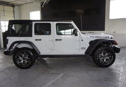 2021 Jeep Wrangler Unlimited - Image 9