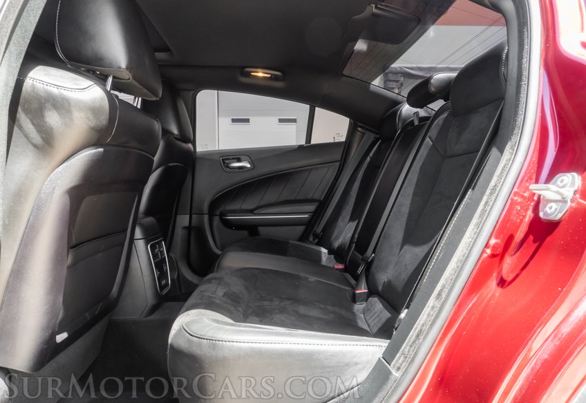 2018 Dodge Charger - Image 21