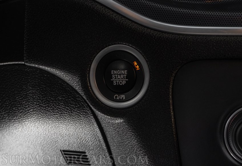 2018 Dodge Charger - Image 32