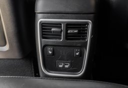 2018 Dodge Charger - Image 22