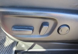 2015 Toyota Sienna - Image 48