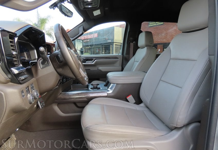 2024 Chevrolet Silverado 2500HD 4x4 LTZ - Image 29