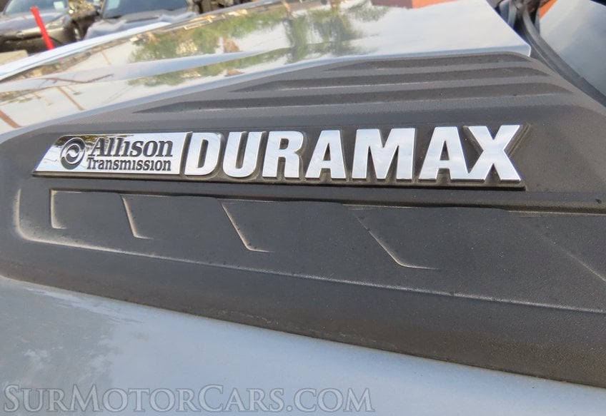 2024 Chevrolet Silverado 2500HD 4x4 LTZ - Image 17