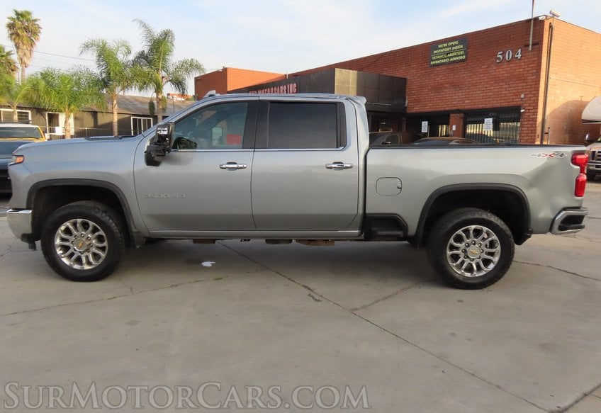 2024 Chevrolet Silverado 2500HD 4x4 LTZ - Image 9