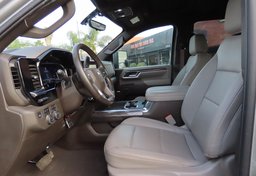 2024 Chevrolet Silverado 2500HD 4x4 LTZ - Image 28