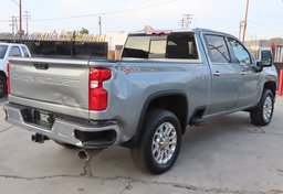 2024 Chevrolet Silverado 2500HD 4x4 LTZ - Image 5