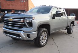 2024 Chevrolet Silverado 2500HD 4x4 LTZ - Image 3