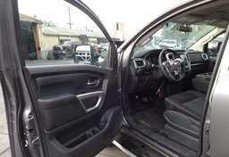 2018 Nissan Titan XD - Image 23