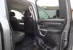 2018 Nissan Titan XD - Image 26