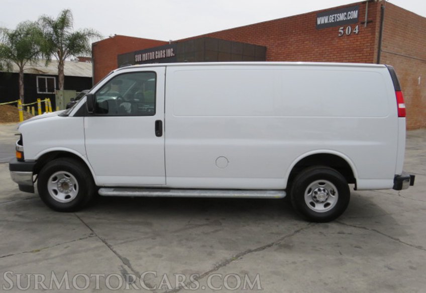 2019 Chevrolet Express Cargo Van - Image 11