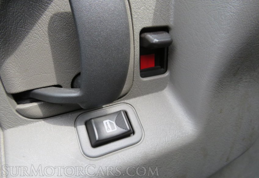 2019 Chevrolet Express Cargo Van - Image 33