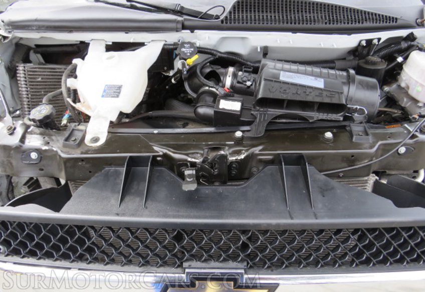 2019 Chevrolet Express Cargo Van - Image 40