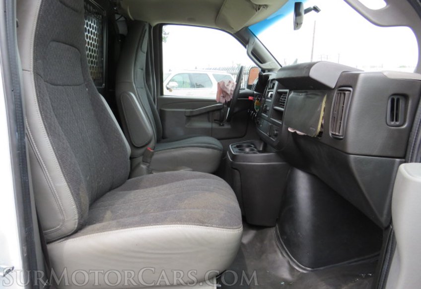 2019 Chevrolet Express Cargo Van - Image 22