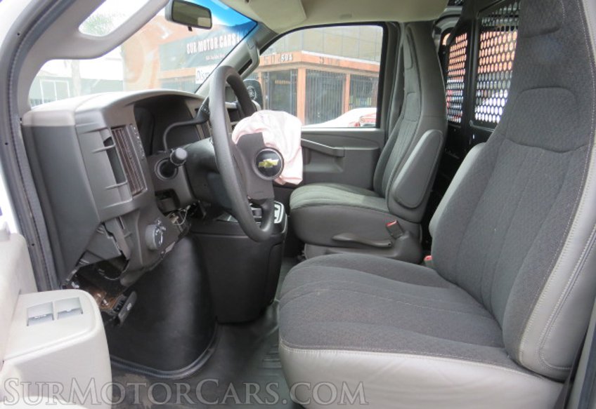 2019 Chevrolet Express Cargo Van - Image 21