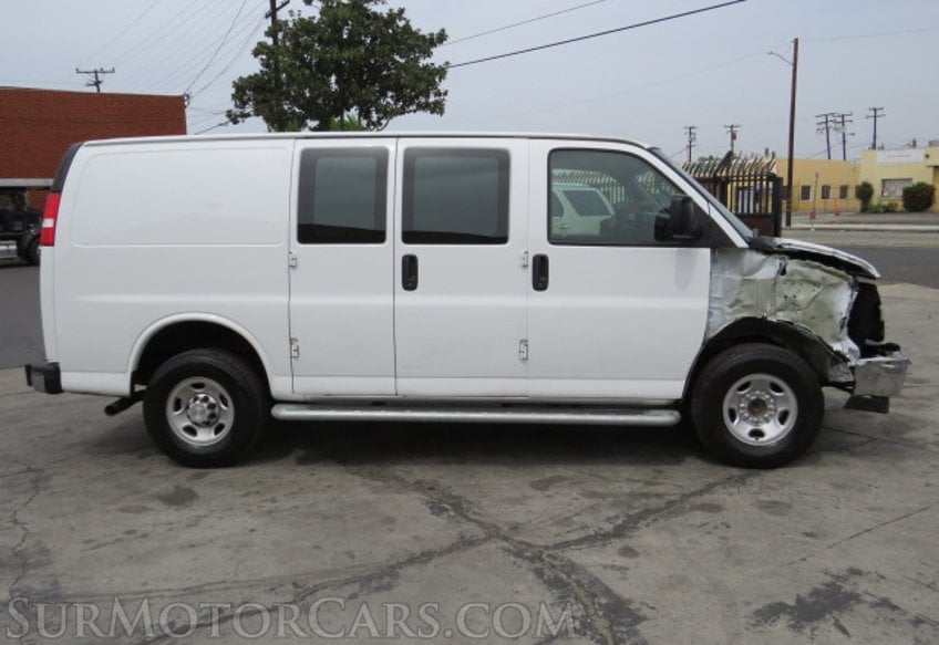 2019 Chevrolet Express Cargo Van - Image 12