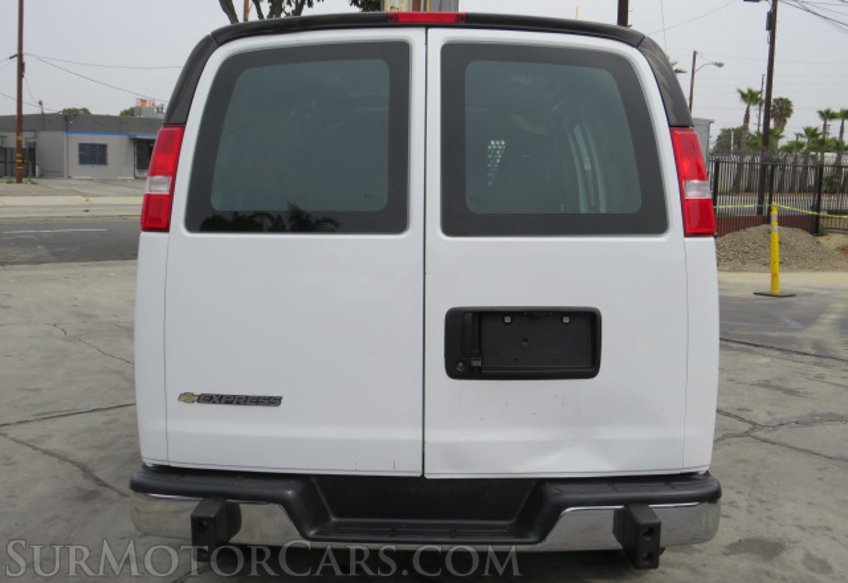 2019 Chevrolet Express Cargo Van - Image 10