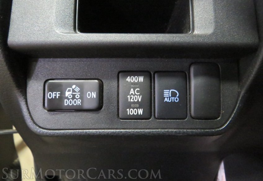 2019 Toyota Tacoma - Image 44