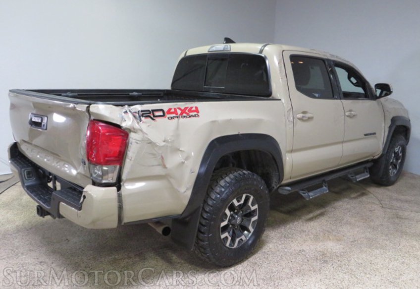 2019 Toyota Tacoma - Image 9