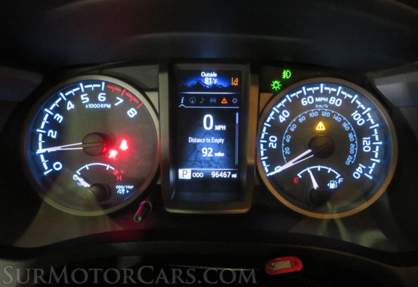 2019 Toyota Tacoma - Image 38