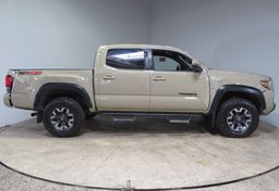 2019 Toyota Tacoma - Image 5