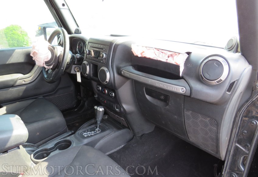 2014 Jeep Wrangler - Image 24
