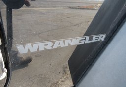 2014 Jeep Wrangler - Image 18