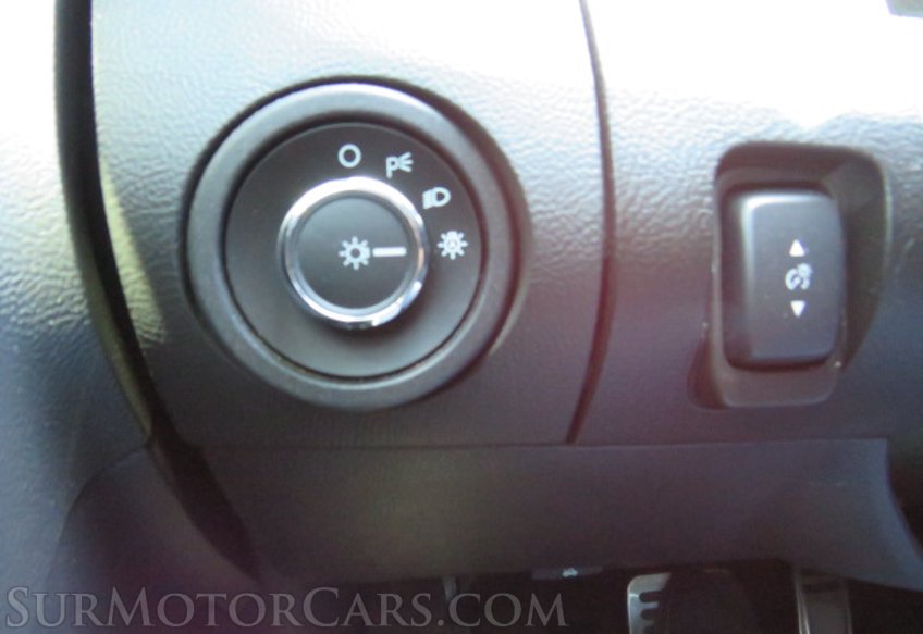 2013 Ford Taurus - Image 30