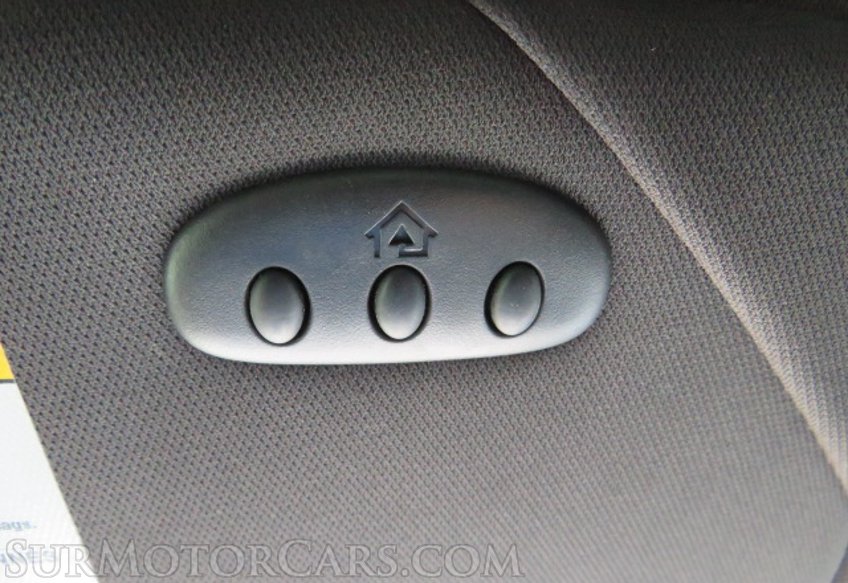 2013 Ford Taurus - Image 31