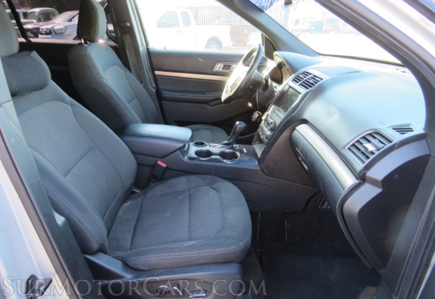 2018 Ford Explorer - Image 24