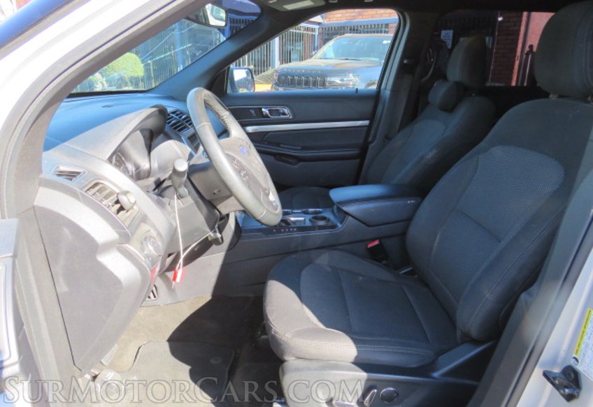 2018 Ford Explorer - Image 23