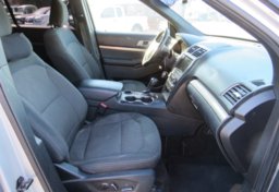 2018 Ford Explorer - Image 24