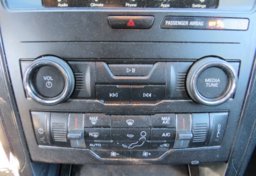 2018 Ford Explorer - Image 45