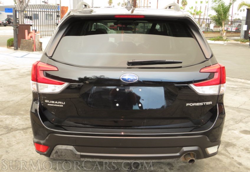 2021 Subaru Forester - Image 12