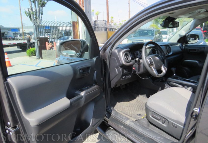 2022 Toyota Tacoma - Image 20